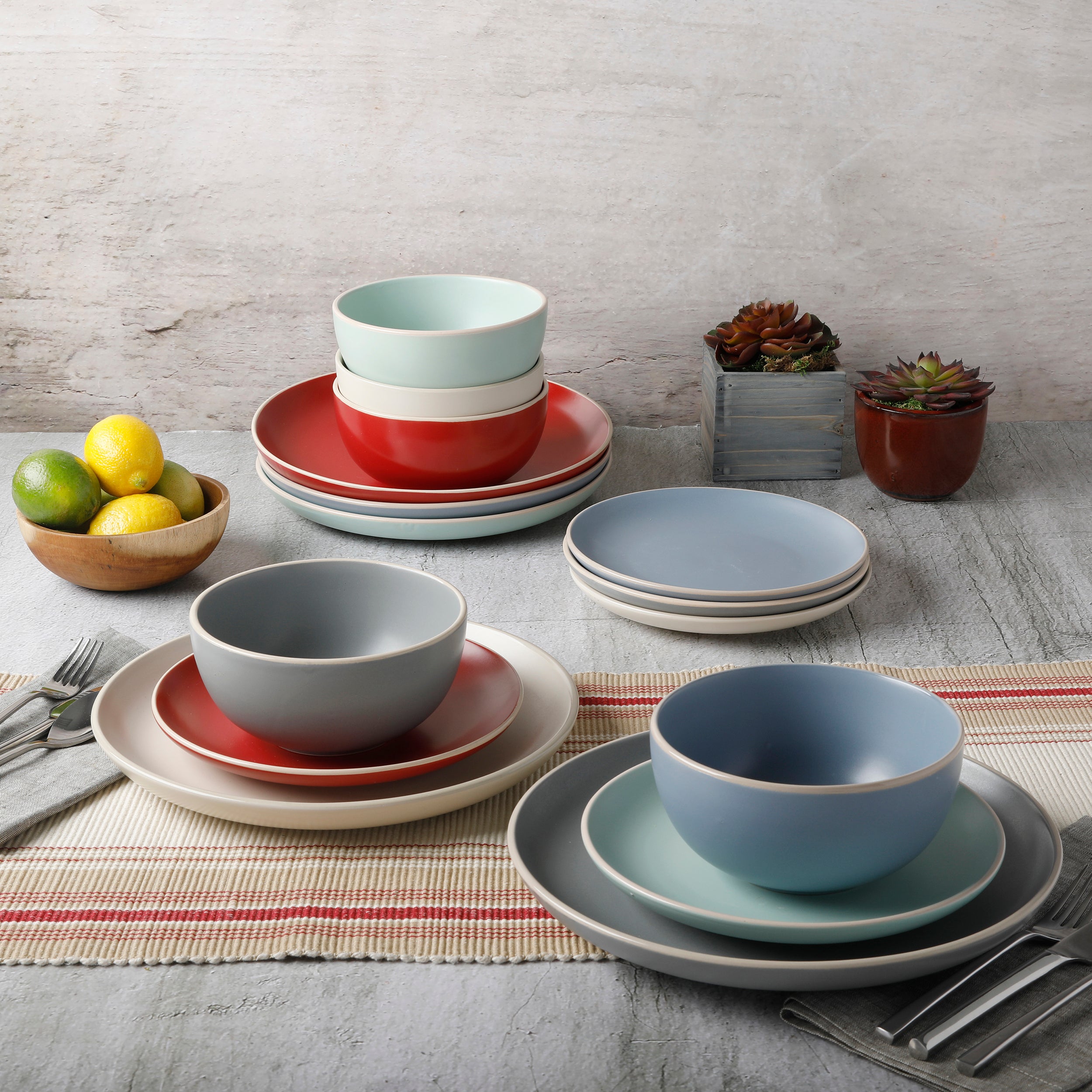 Gibson Home Rockaway 12-Piece Stoneware Dinnerware Set
