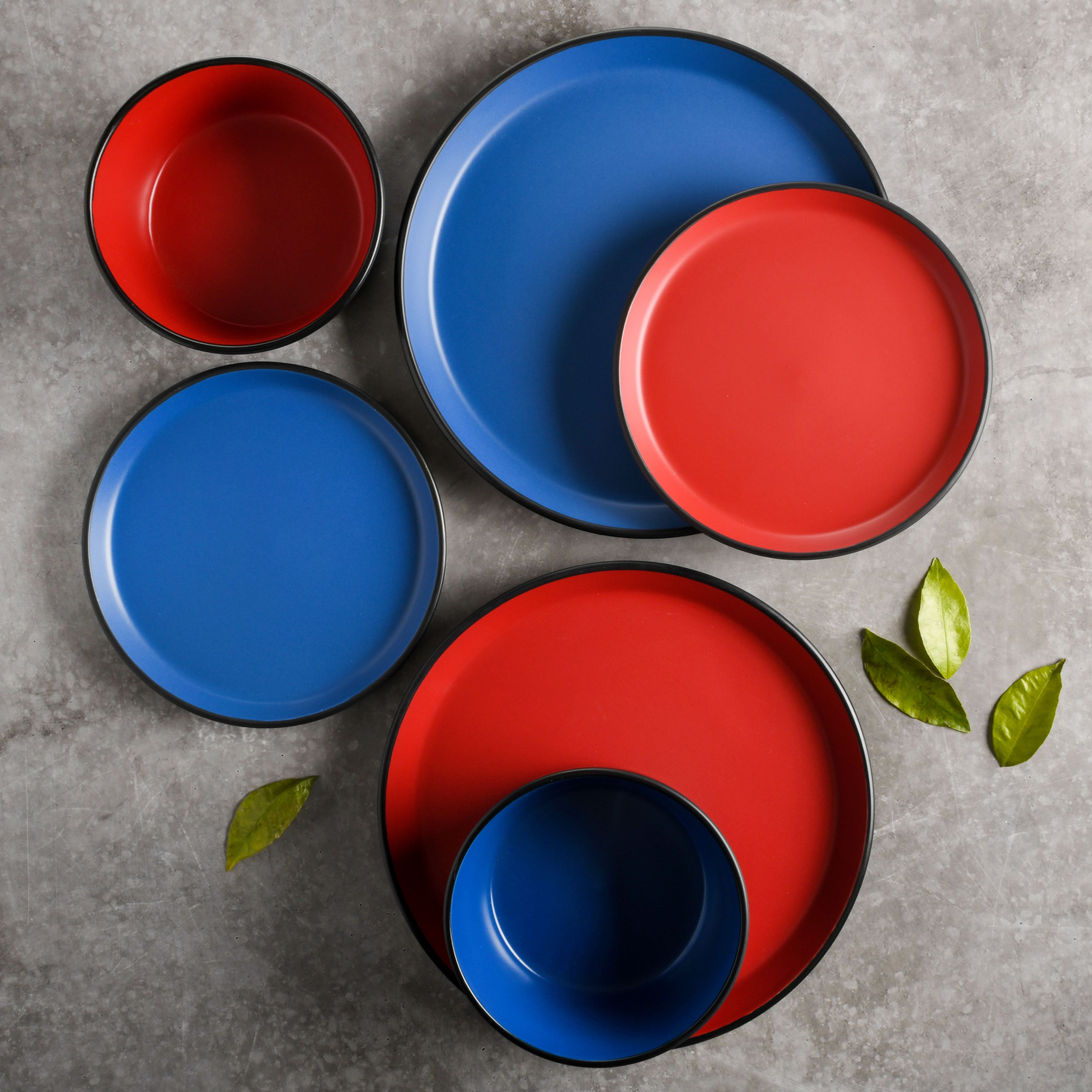 Gibson Soho Lounge Sofia 12-Piece Coupe Matte Glaze Stoneware Dinnerware Set