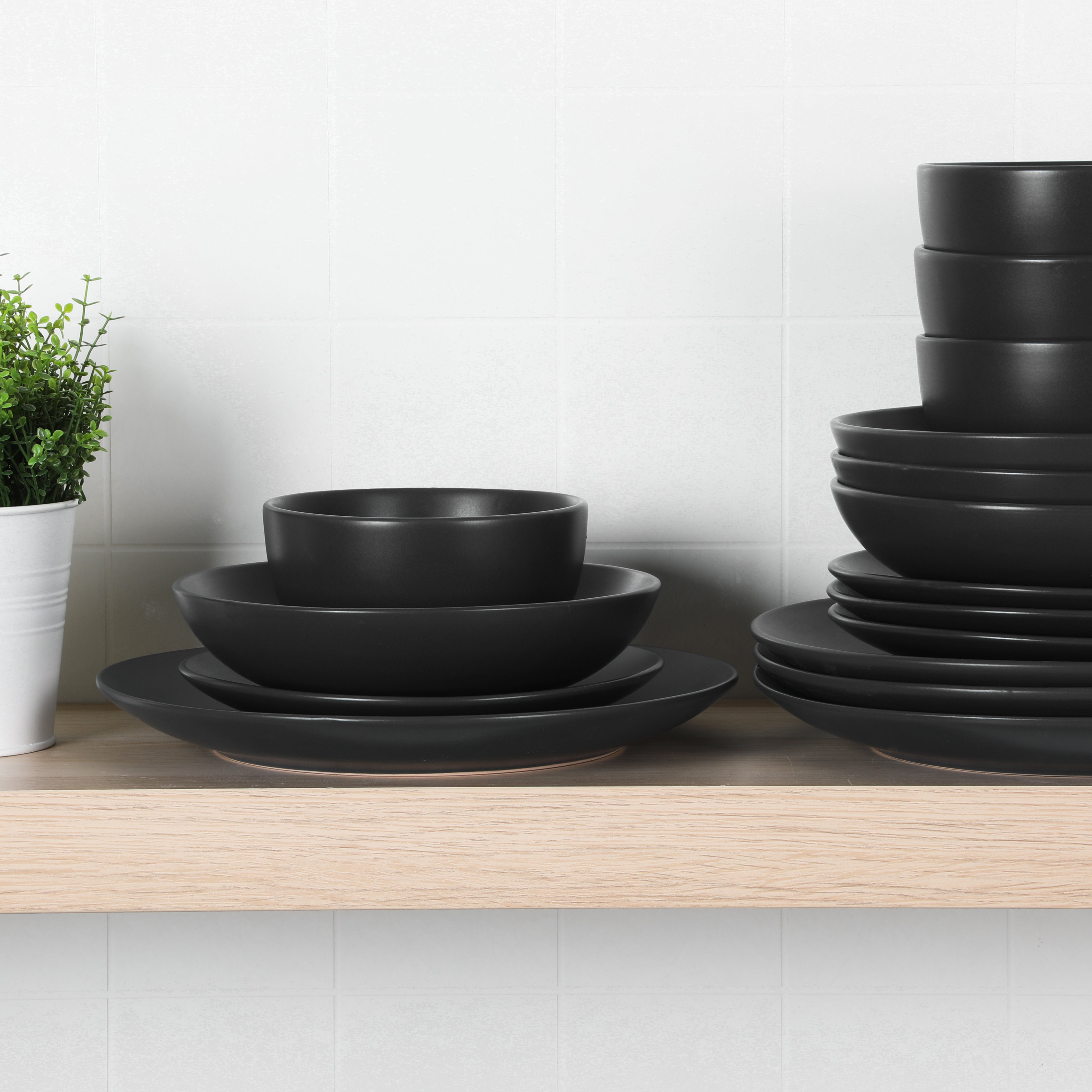 Gibson Home Queenslane 16 Piece Double Bowl Plates and Bowls Dinnerware Set