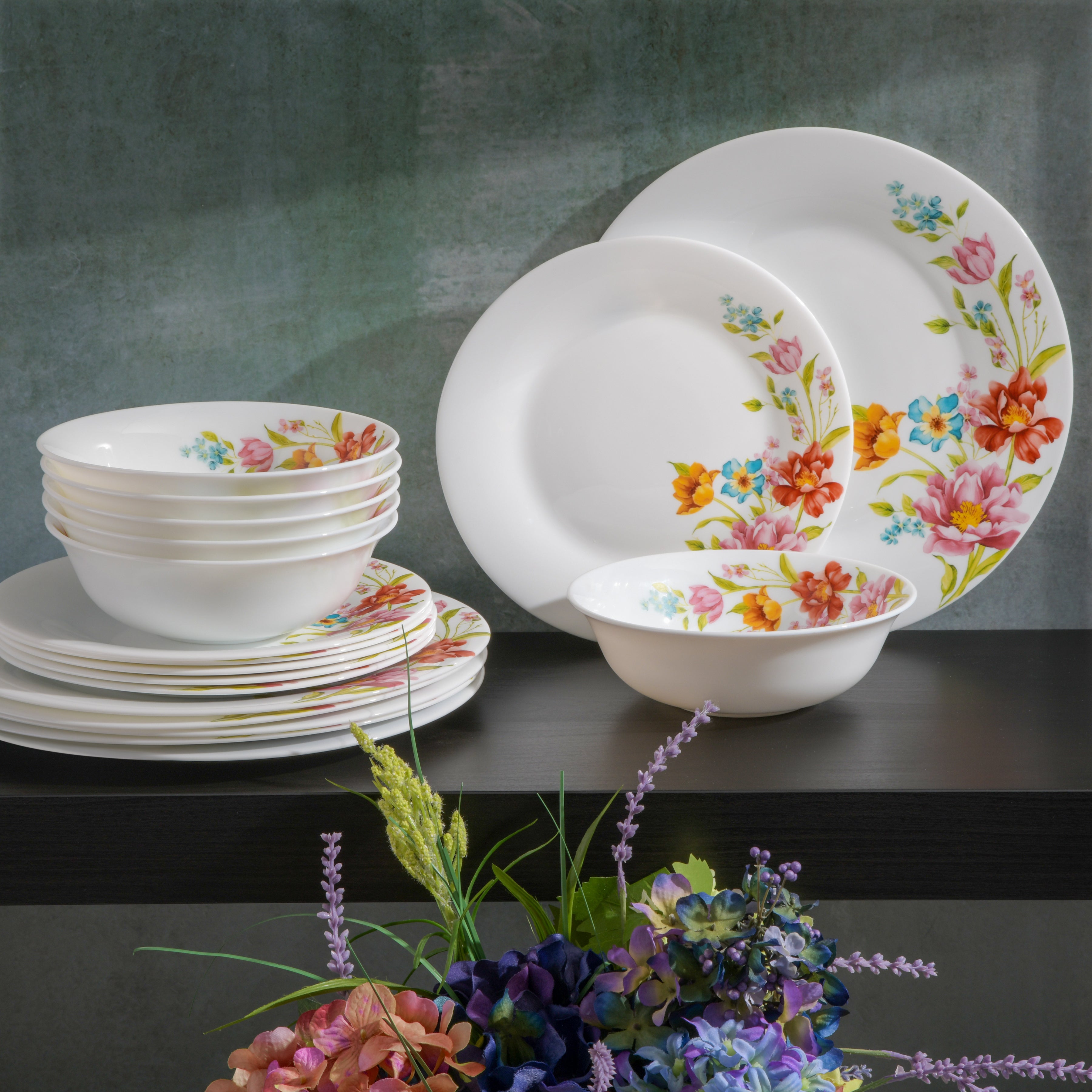 Gibson Home Ultra Round 18-Piece Opal Glass Dinnerware Set